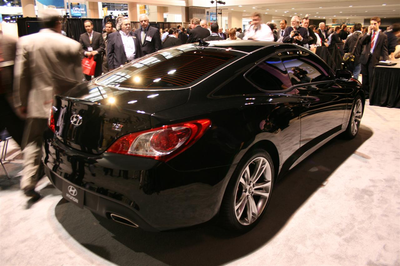 Illustration for article titled Hyundai Genesis Coupe R-Spec: Live!